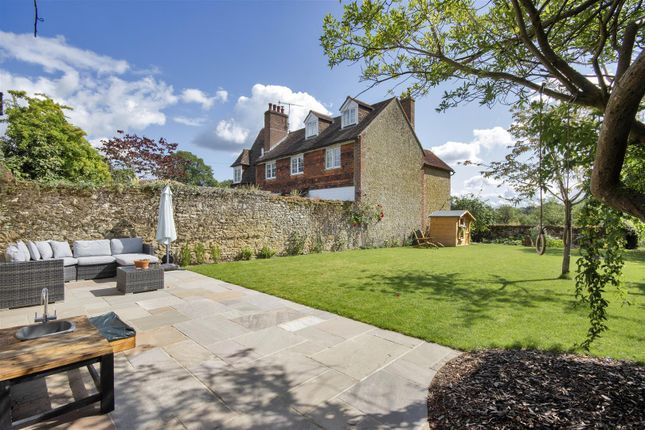 Redlands, The Coach House, Main Road, Edenbridge photo 2
