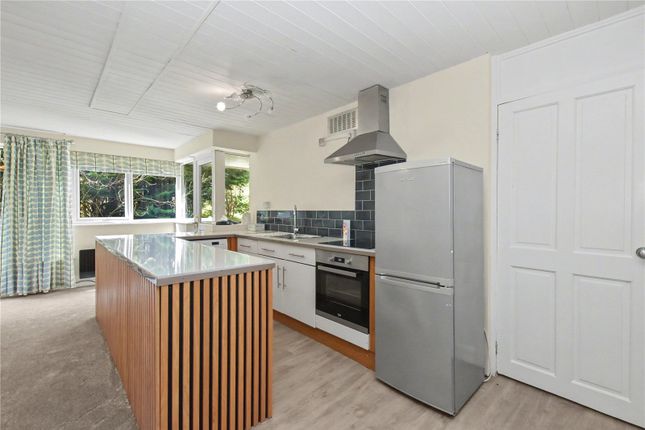 3, Masham Court, Leeds photo 2