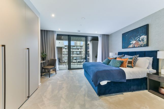 Flat for sale in The Denizen, The City, London