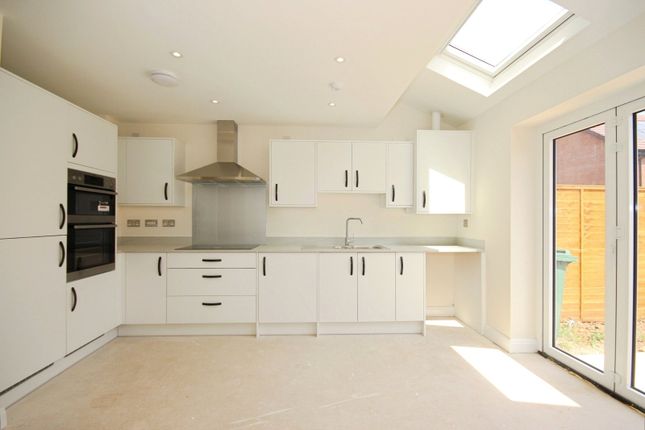 Hillwood Gardens, The Walnut,, 33 Meadow House Drive, Coventry photo 3