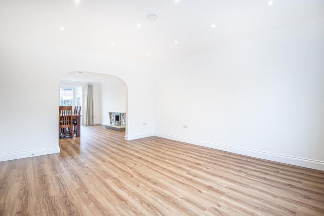Detached house to rent in Wembley, Brent