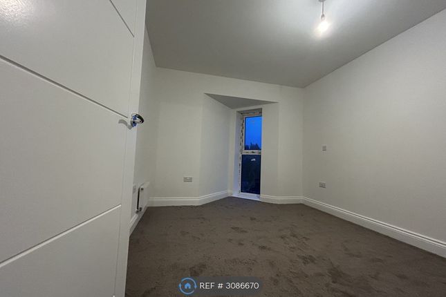 Cheshunt, Waltham Cross photo 5