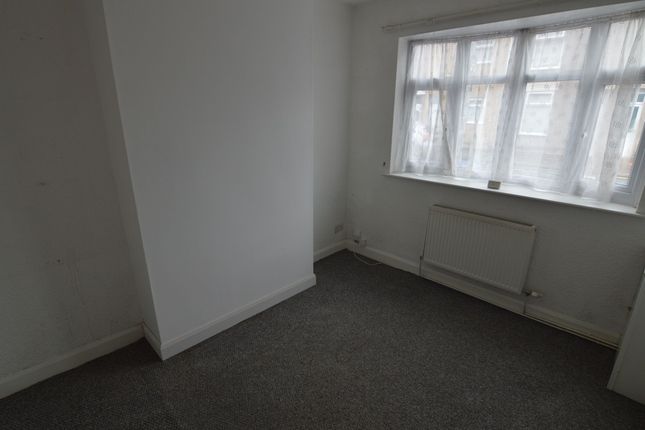 Thumbnail Terraced house to rent in Donnington Street, Grimsby