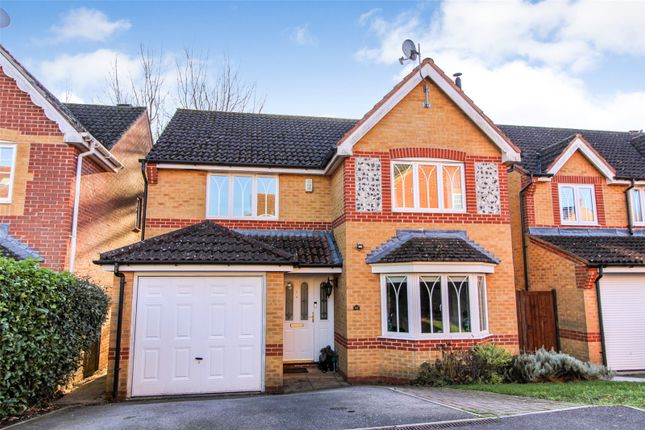 Thumbnail Detached house for sale in Blackthorn Drive, Thatcham, Berkshire
