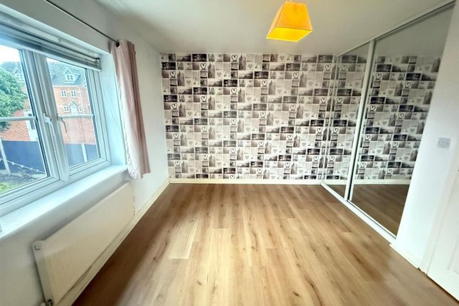 86, Franchise Street, Wednesbury photo 3