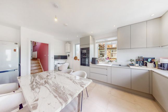 183a, Field End Road, Pinner photo 2
