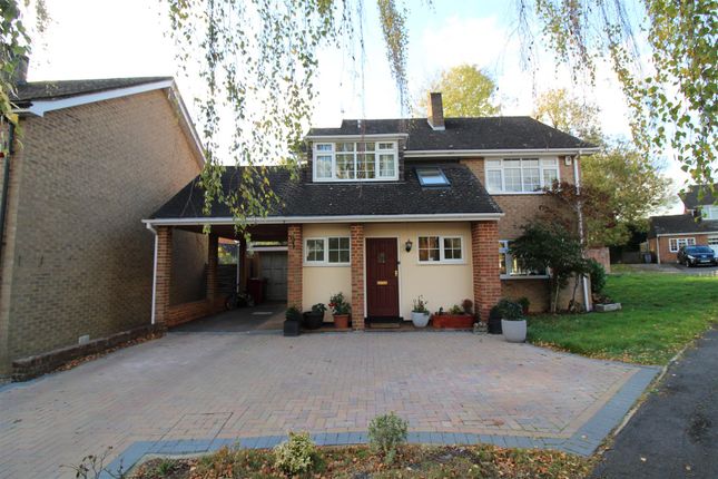 Detached house to rent in Yarnton Close, Emmer Green, Reading