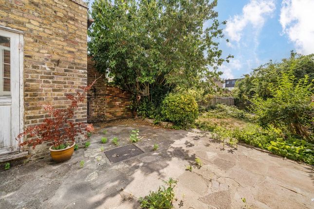 71, Penwortham Road, London photo 4