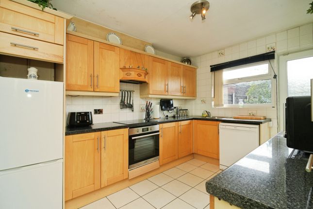 77, Churchill Drive, Bolton photo 4