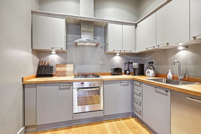 Flat for sale in Barkston Gardens, Earls Court