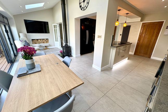51, Waterfall Way, Leicester photo 3