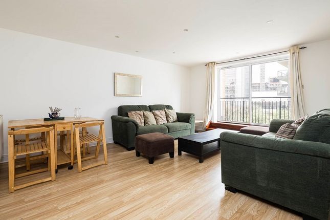 Flat for sale in Studley Court, Docklands, London