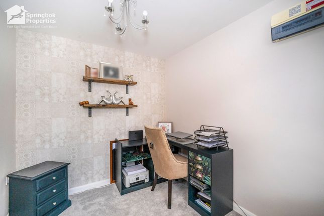 21, Hornbeam Drive, Grimsby photo 4