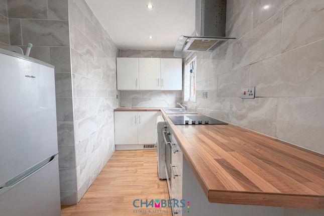 33, Chadshunt Close, Castle Bromwich photo 3