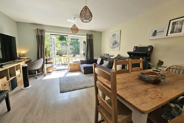 66, Budding Way, Dursley photo 3