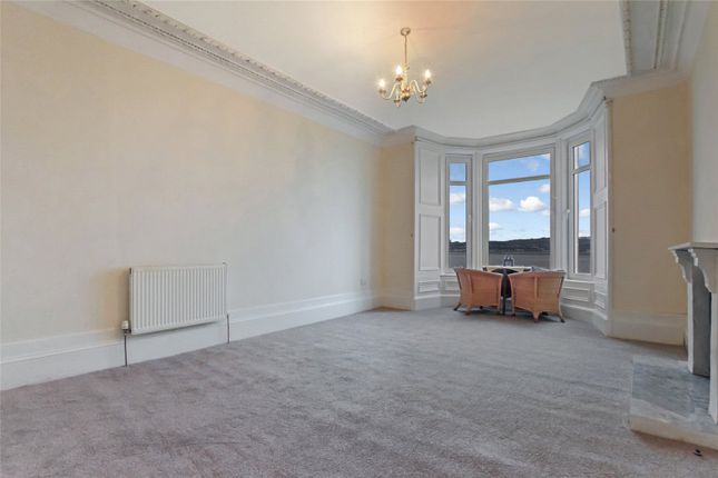 Middle Flat, Rosebank,, Shore Road, Helensburgh photo 4