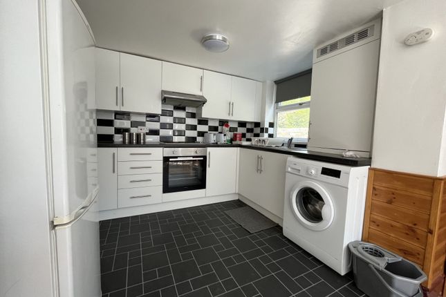 Headingley Lane, Leeds photo 4