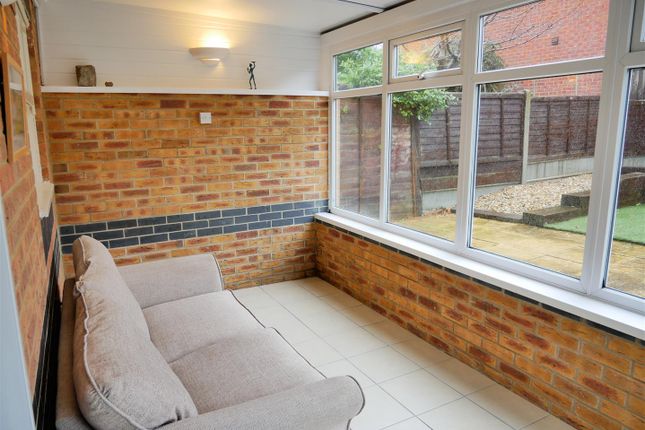 63, Westerham Walk, Calne photo 3