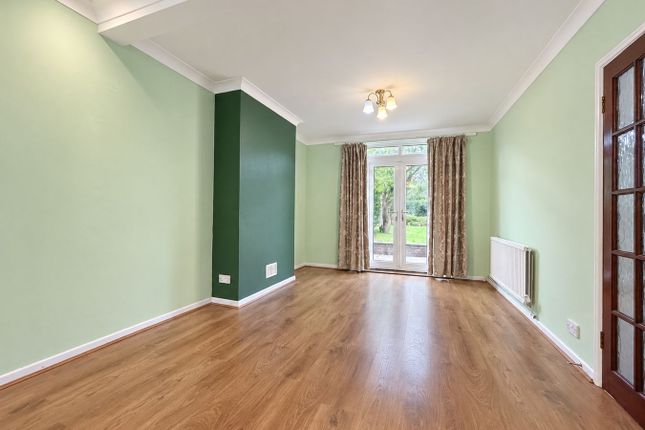 5, Grassmere Avenue, Northampton photo 4