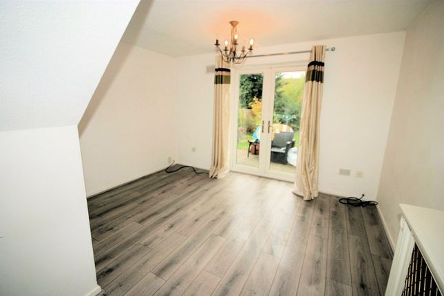 Falstone Green, Wigmore, Luton photo 3