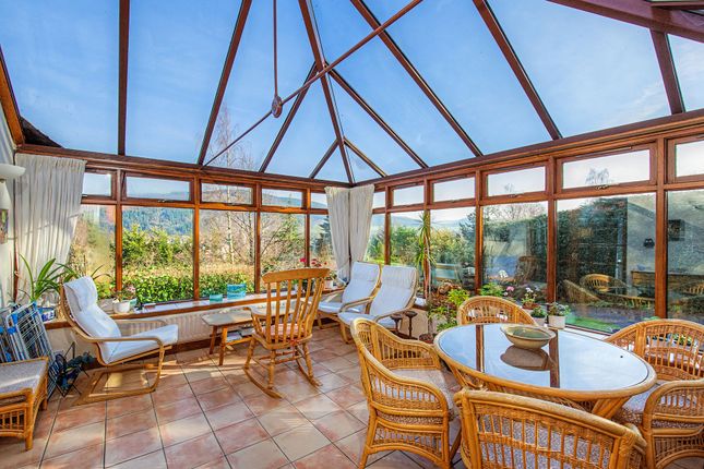 37, St Ronan's Terrace, Innerleithen photo 2