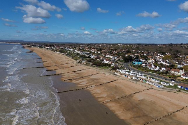 106, Beach Chalets, South Cliff, Bexhill on Sea photo 2