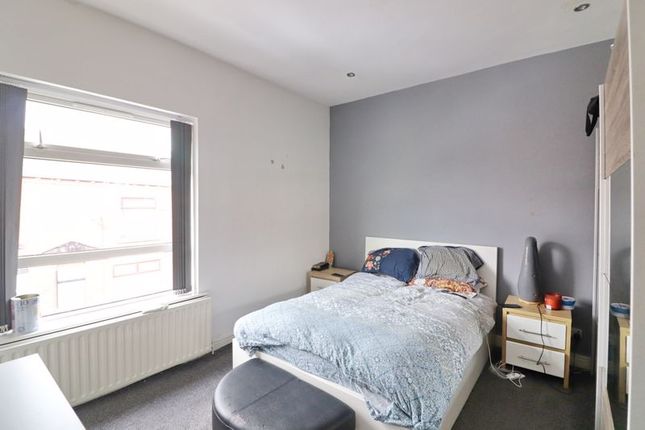 13, Chapman Street, Bolton photo 4