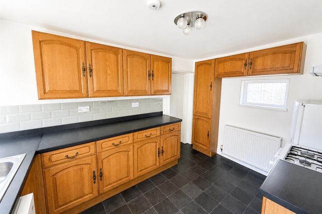 25, Parragate Road, Cinderford photo 4