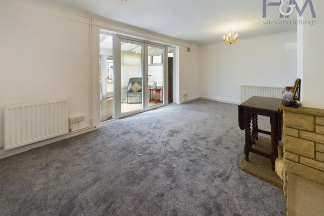 Terraced house for sale in Darwin Road, Stevenage