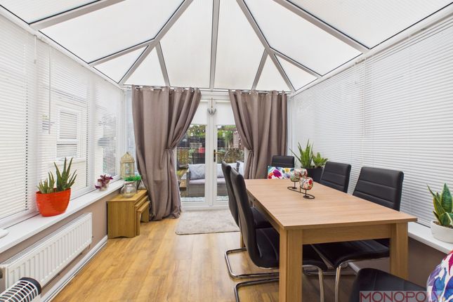 72 Hampden Way, Wrexham photo 2