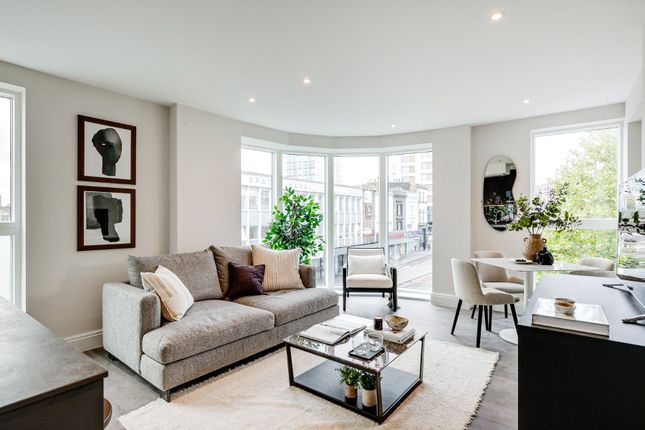 Thumbnail Flat for sale in Archway Corner, Archway, London