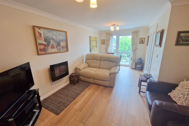 36 Bronte Court, Salterton Road, Exmouth photo 2