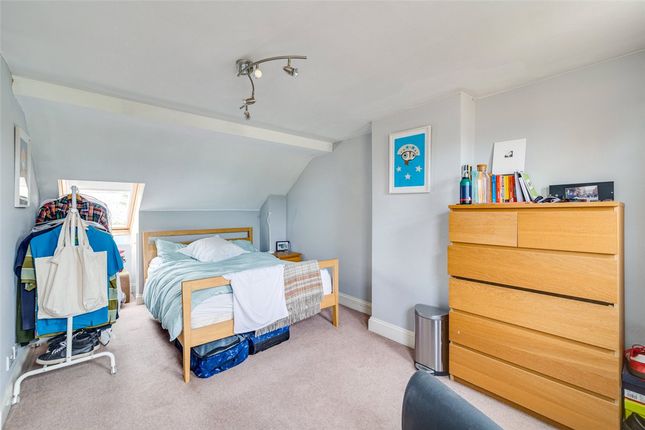 10, Grove Road, London photo 4