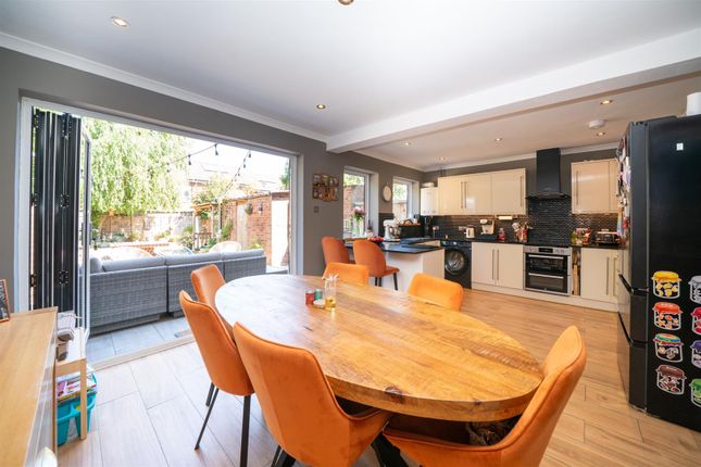 14, Briery Way, Hemel Hempstead photo 4