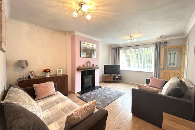 58, Pinewood Drive, Selby photo 2