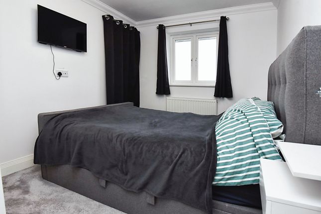 Flat for sale in Lower Southend Road, Wickford