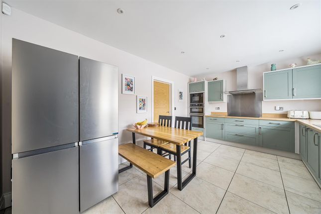 3, Burrows Court, Sparkford photo 2
