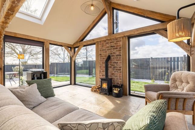 Oak Tree Cottage, Moor Lane, York photo 4