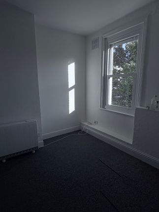 Devonshire Square, Bexhill photo 4