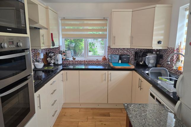 Garden Flat, 55, Gunters Lane, Bexhill-on-Sea photo 4