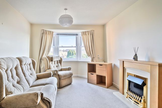 Flat 27, Chantry Court, New Park Street, Devizes photo 2