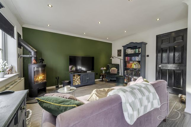 Crowtrees Drive, Sutton-In-Ashfield photo 3