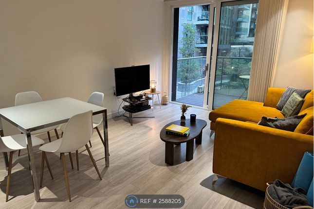 Open-Plan Kitchen / Living