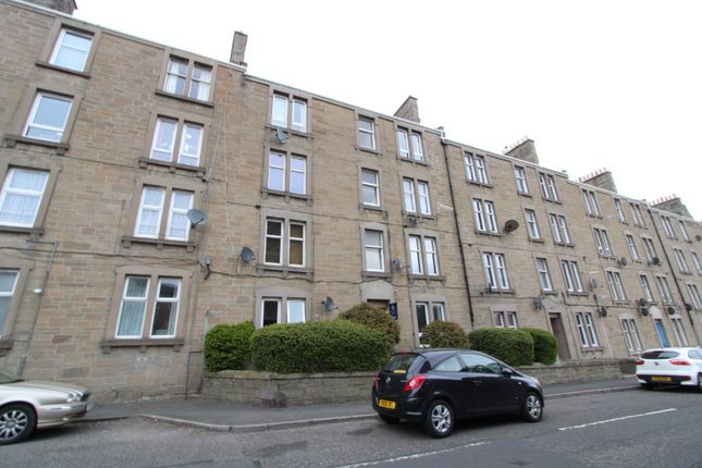 Thumbnail Flat to rent in Milnbank Road, Dundee
