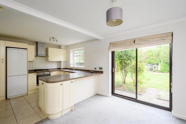 23, Deveron Way, York photo 2