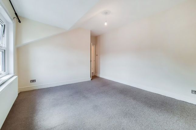 Flat for sale in Harpenden Road, West Norwood, London