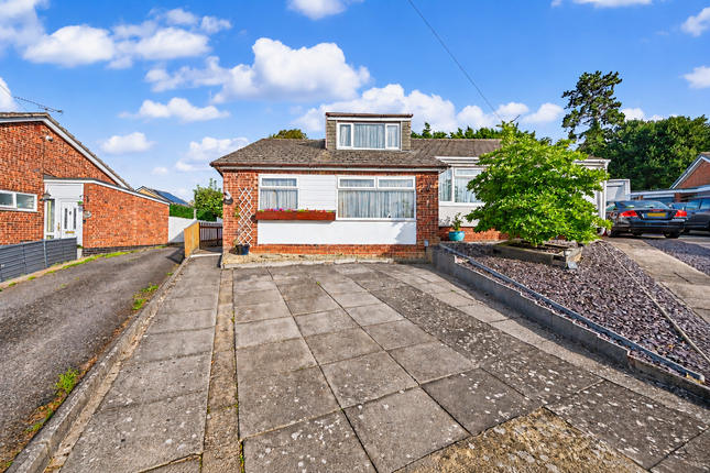 3-bed house on 46, Evans Road, Rugby, £240,000