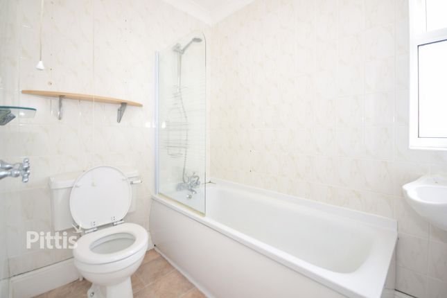 Flat 6, European Court, 38, Melville Street, Sandown photo 4