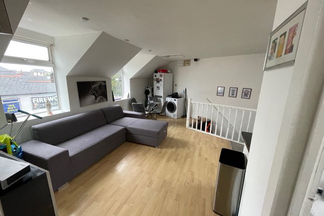 Flat for sale in Wyndham Crescent, Cardiff