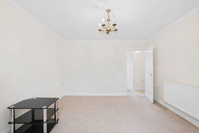12, Kings Meade, Coleford photo 3
